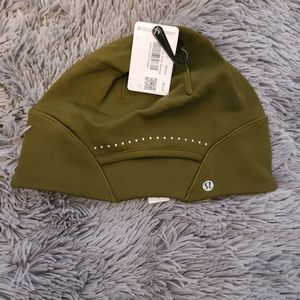 NWT Lululemon Run for it All Beanie